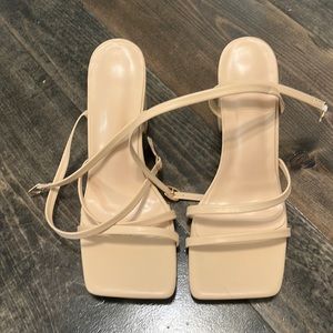 Size 8 nude heels